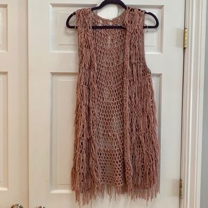 New dusty rose vest with string details-smoke free home